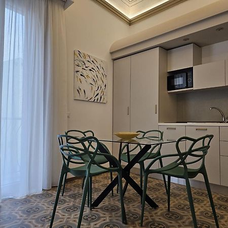 Villa Di Giorgi Apartments Center Чефалу Екстериор снимка