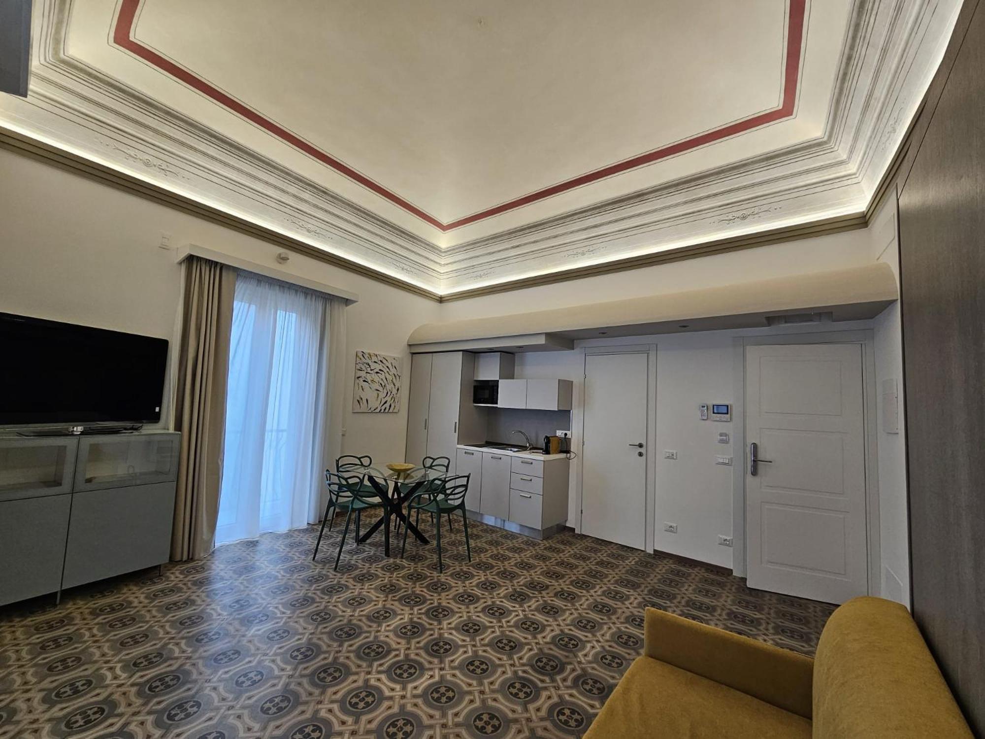 Villa Di Giorgi Apartments Center Чефалу Екстериор снимка