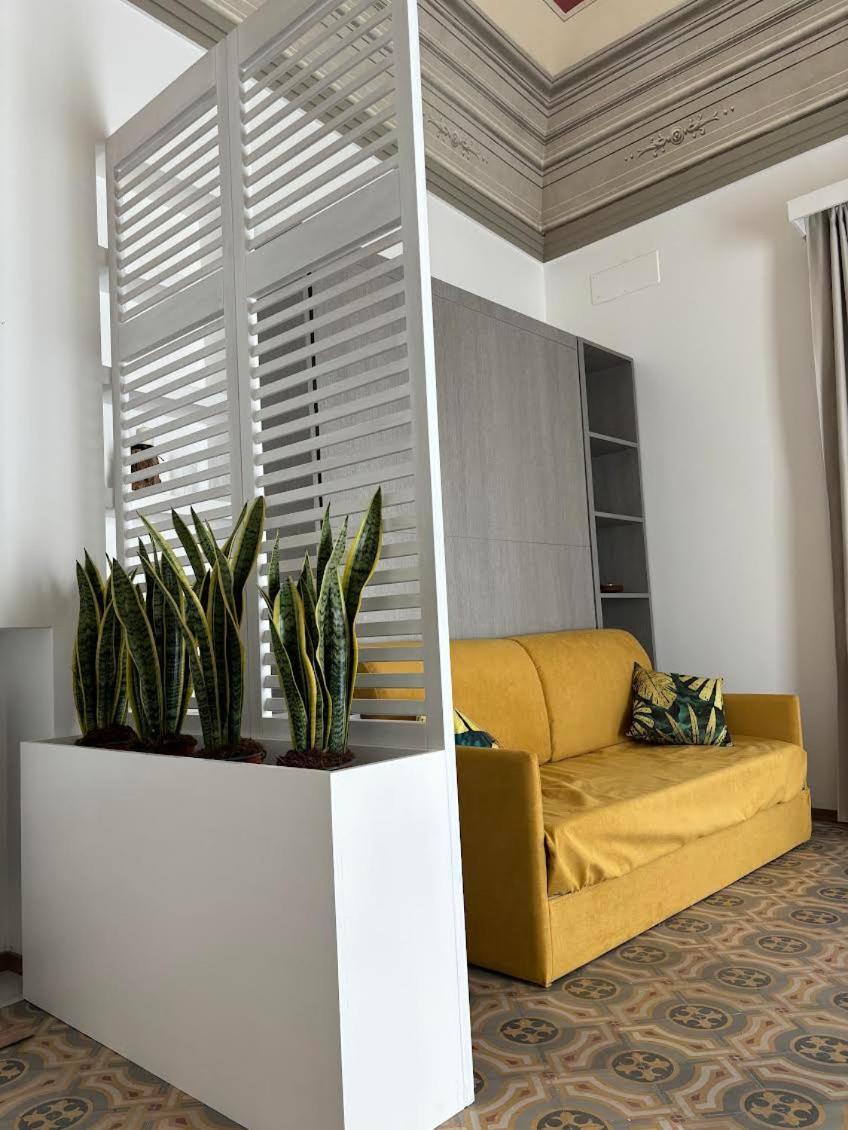 Villa Di Giorgi Apartments Center Чефалу Екстериор снимка