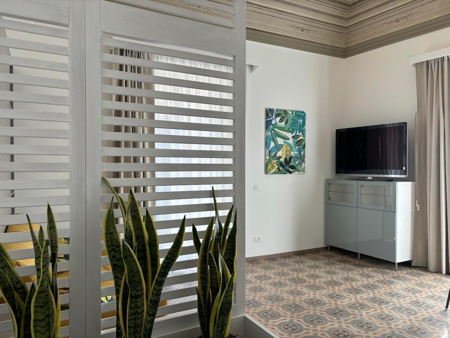 Villa Di Giorgi Apartments Center Чефалу Екстериор снимка