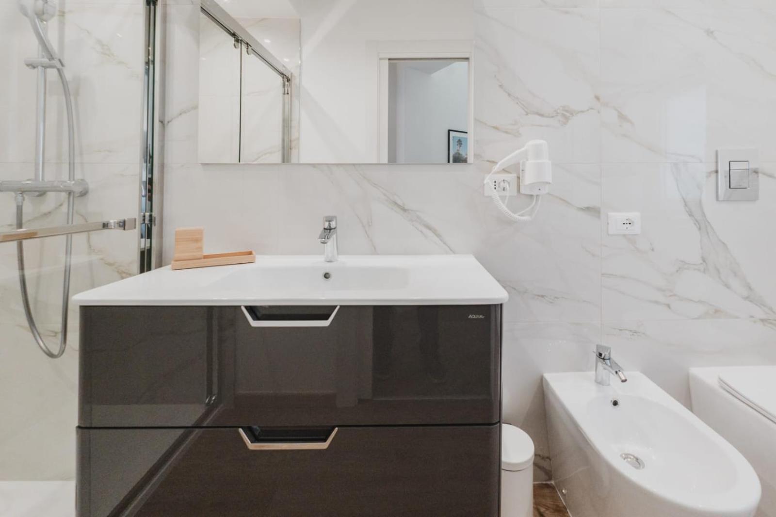Villa Di Giorgi Apartments Center Чефалу Екстериор снимка