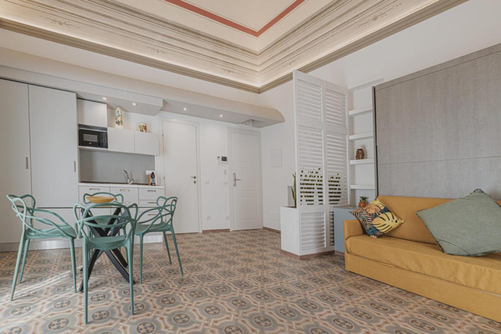 Villa Di Giorgi Apartments Center Чефалу Екстериор снимка